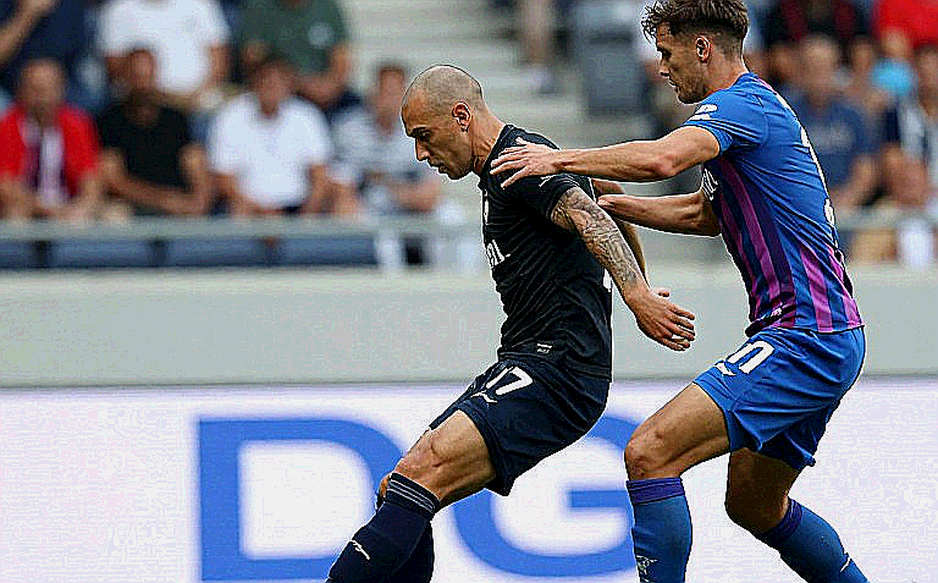 V.League và mùa chuyển nhượng của những kẻ bị lãng quên