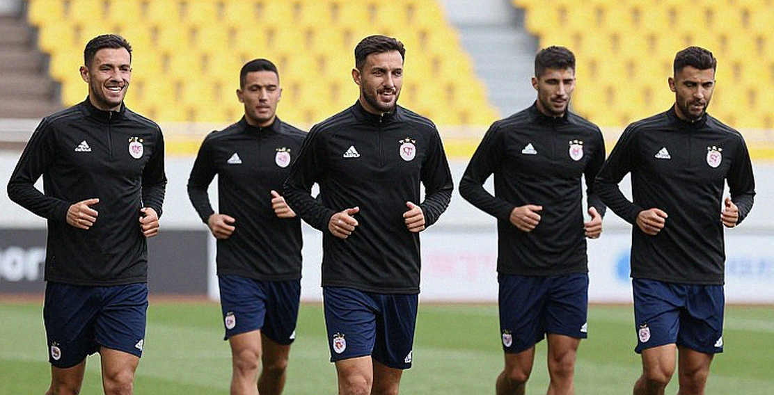 Kevin Diks, Shuto Machino và quả phạt đền thứ hai: Thứ bậc nào đang bị thách thức ở Gladbach