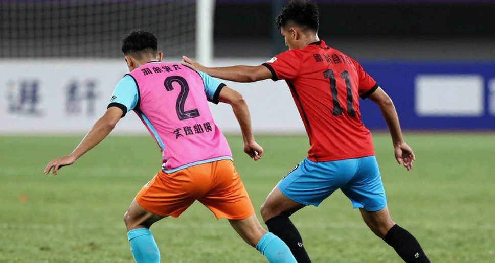 V.League và bài toán tài năng trẻ: Khi hạn chế tài chính buộc các câu lạc bộ phải đặt cược vào tuổi đôi mươi
