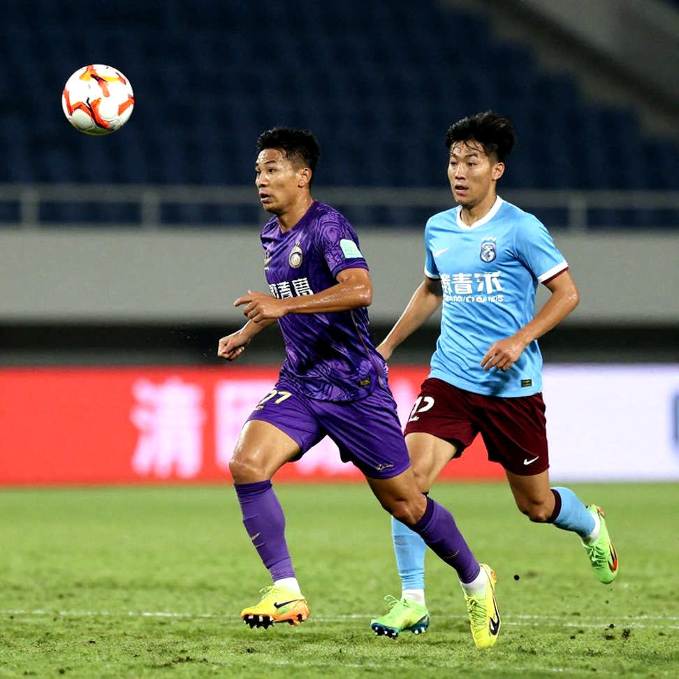 Kỳ chuyển nhượng Ligue 1: Khi tiếng ồn ào át đi tín hiệu thực sự